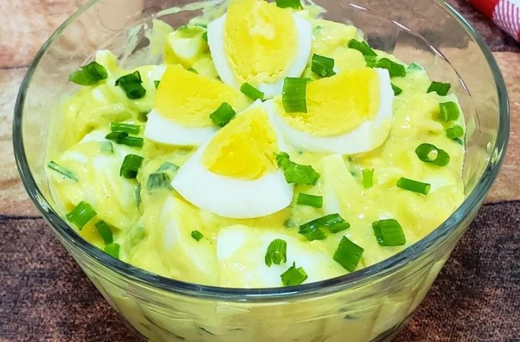 Salada de ovos