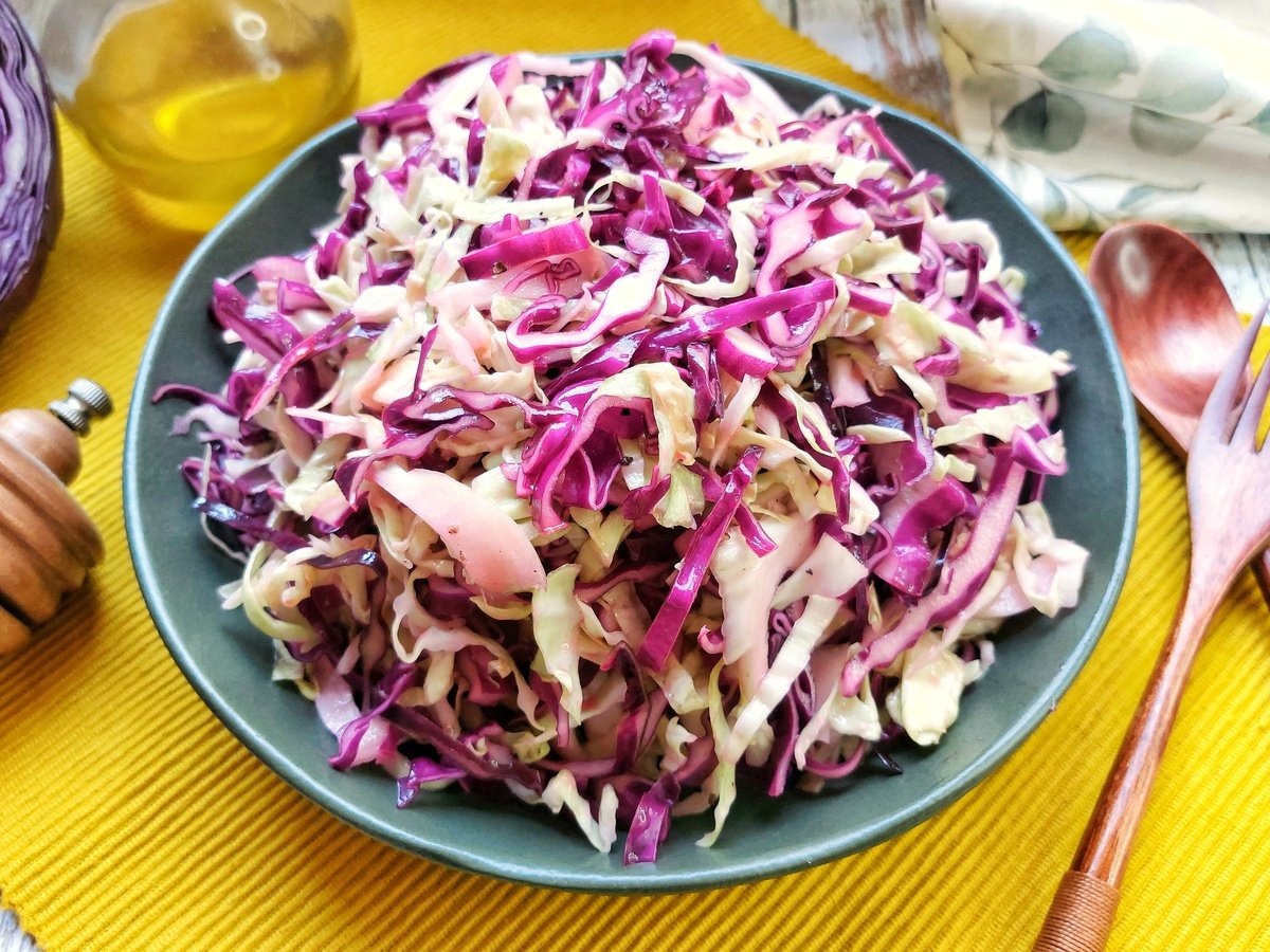 Salada de repolho branco e roxo