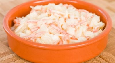 Salada de repolho com creme de leite