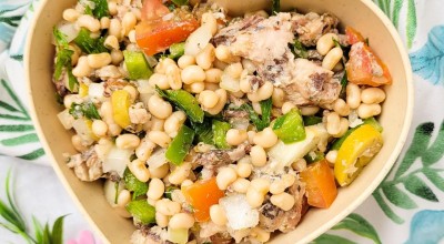 Salada de sardinha com feijão manteiga