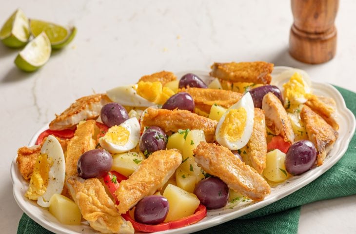 Salada de tilápia