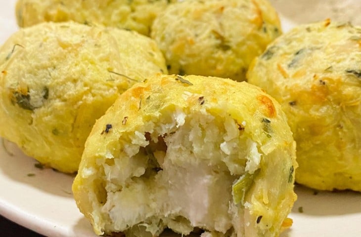 Salgado maromba de frango e batata-doce
