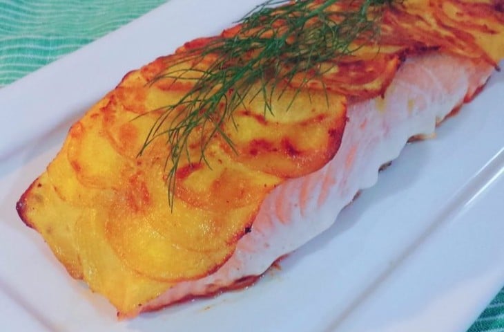 Salmão com mandioquinha