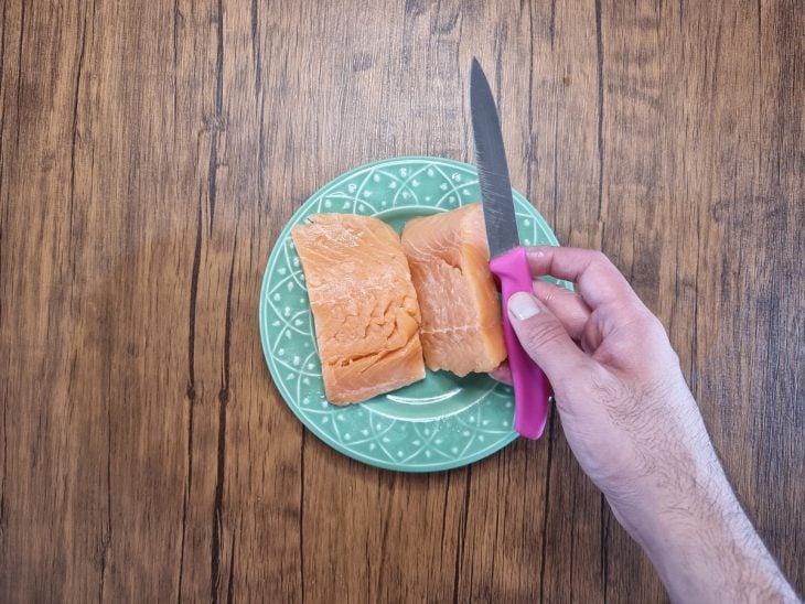 Salmão grelhado ao molho de ervas - Passo a Passo