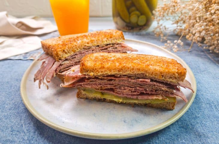 Sanduíche de pastrami