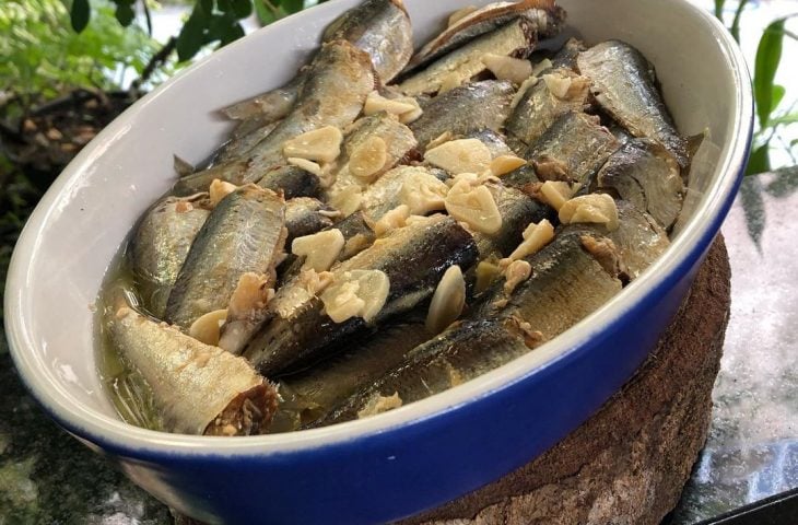 Sardinha com alho na pressão