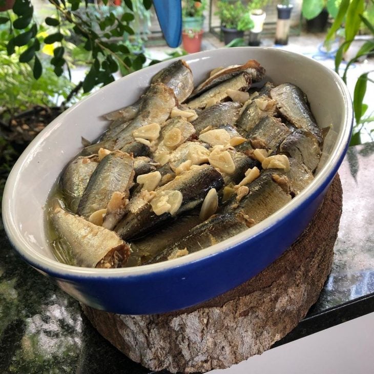 Sardinha com alho na pressão