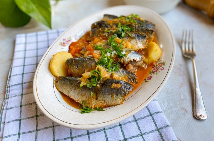 Sardinha na panela de pressão com batatas