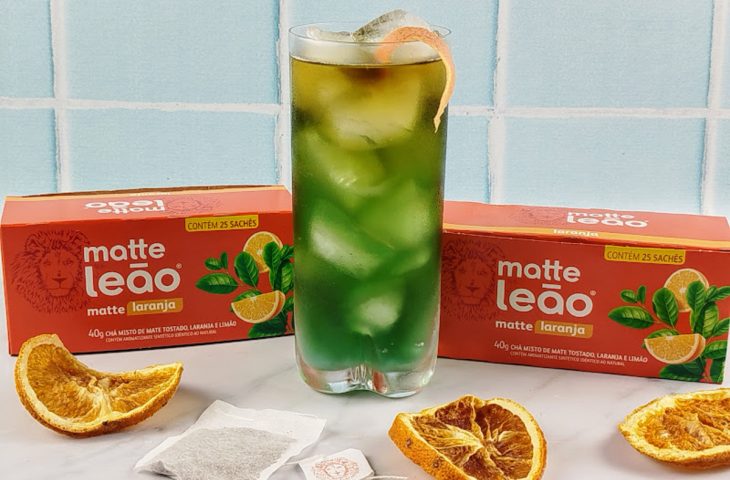Screwdriver com chá mate