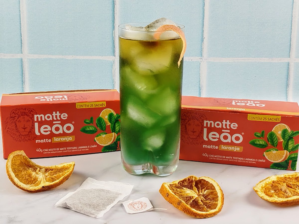 Screwdriver com chá mate