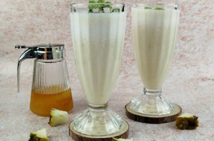 Shake de abacaxi com chá-mate e guaraná