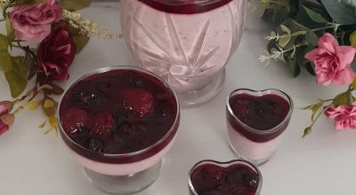 Sobremesa de frutas vermelhas