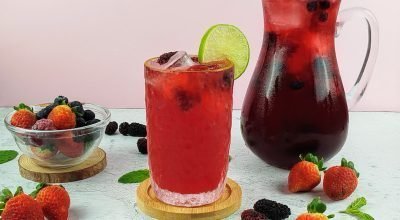 Soda italiana com chá de frutas vermelhas
