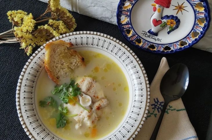 Sopa de cação à moda do Alentejo