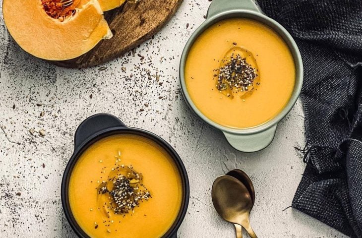 Sopa de cenoura, abóbora e couve-flor