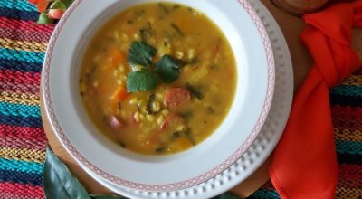 Sopa de cevadinha com ora-pro-nóbis