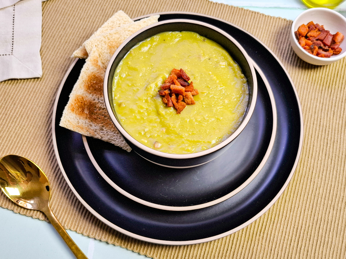 Sopa de ervilha com bacon