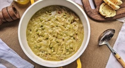 Sopa de ervilha com frango