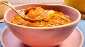 Sopa de feijão fácil e rápida