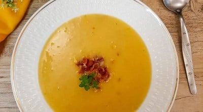 Sopa de mandioca com bacon