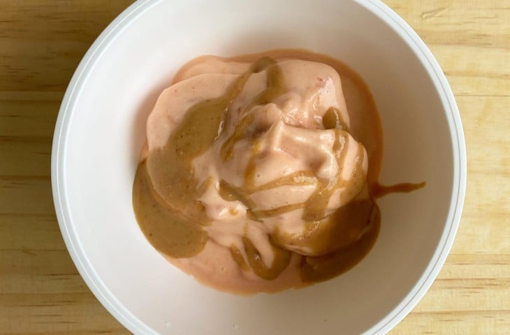 Sorvete cremoso de mamão