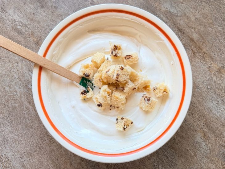 Panetone adicionado a mistura.