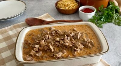 Strogonoff de carne fácil