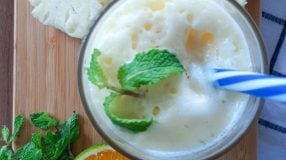 Suco de abacaxi com laranja