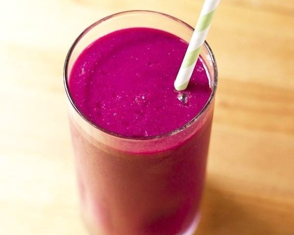 Suco de açaí com banana e laranja