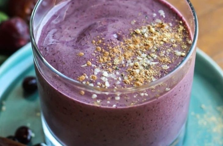 Suco de açaí com laranja