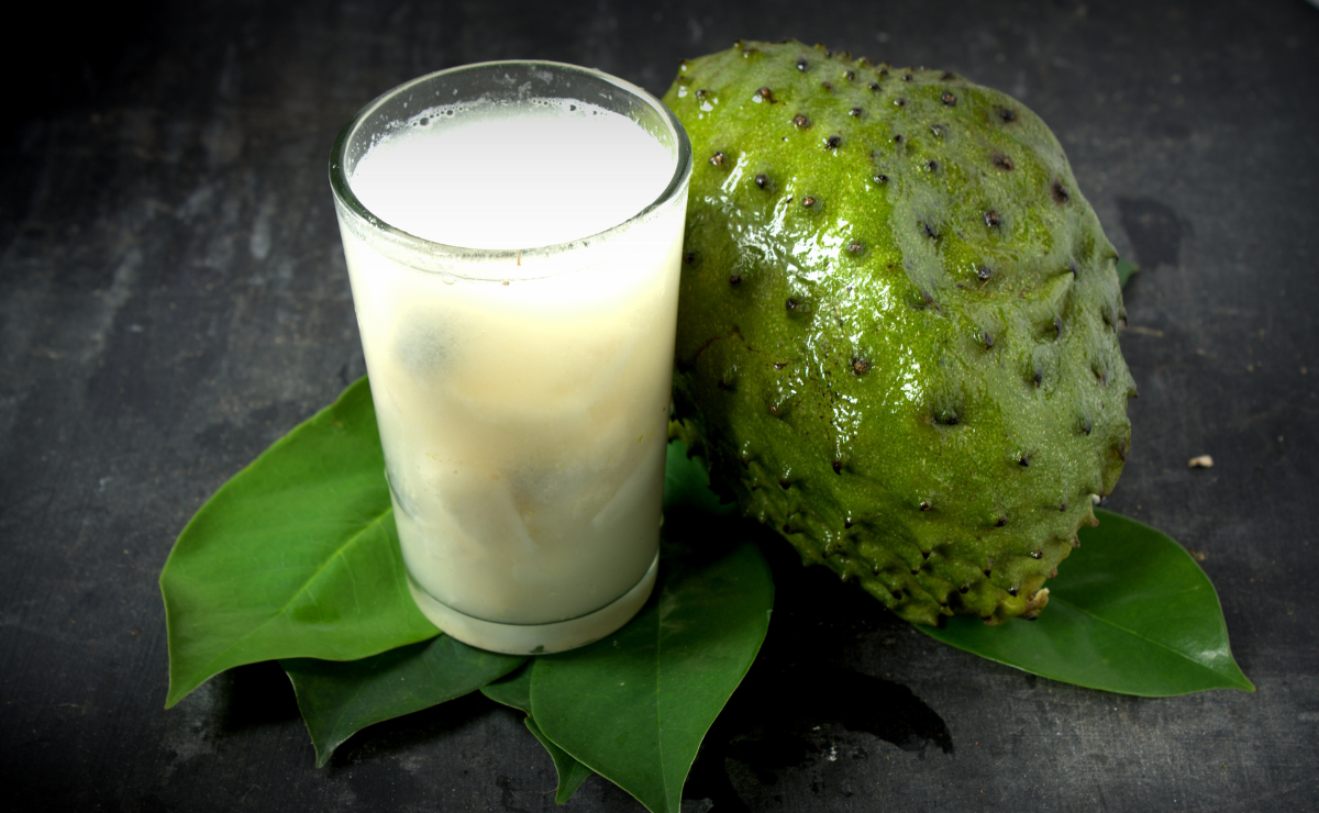 9 receitas de suco de graviola para aproveitar as propriedades dessa fruta