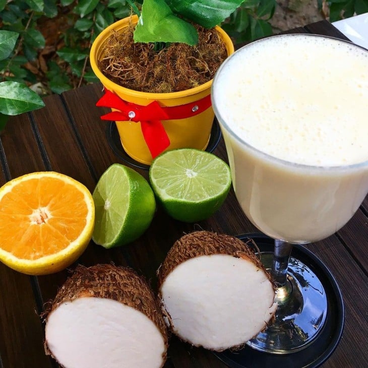 Suco de inhame com laranja e limão