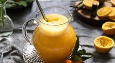 Suco de laranja com erva-cidreira