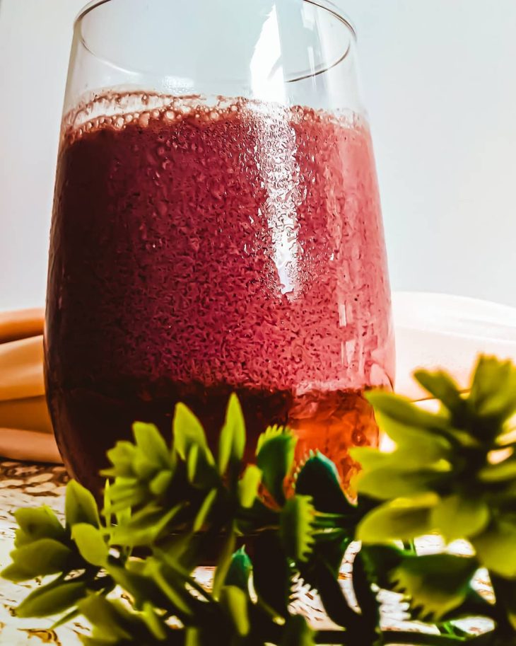 Suco detox de uva com chia