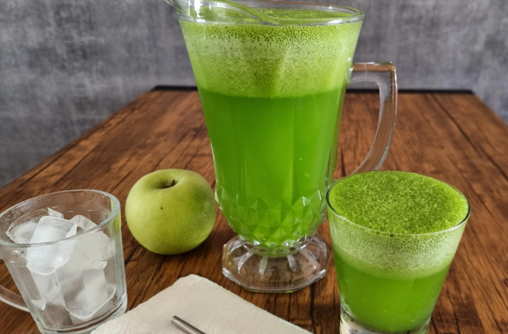 Suco verde com ora-pro-nóbis