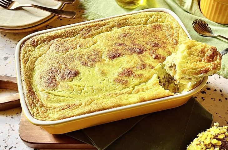 Suflê de chuchu com carne moída