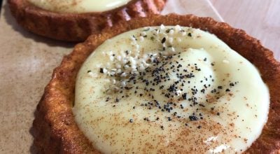 Tarteletes de banana e sementes