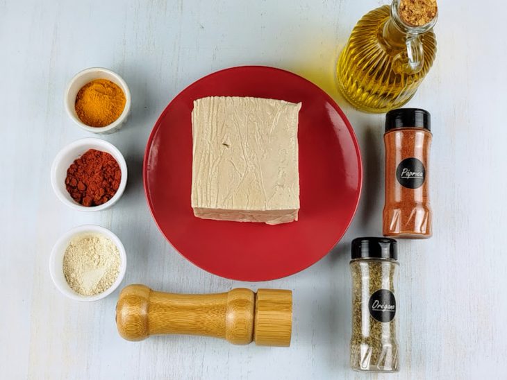 Ingredientes reunidos em uma bancada.