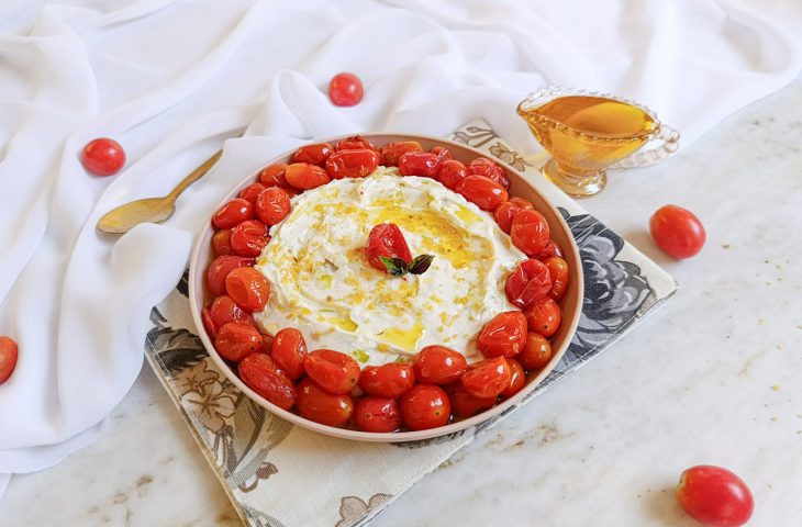 Tomate confit com cream cheese
