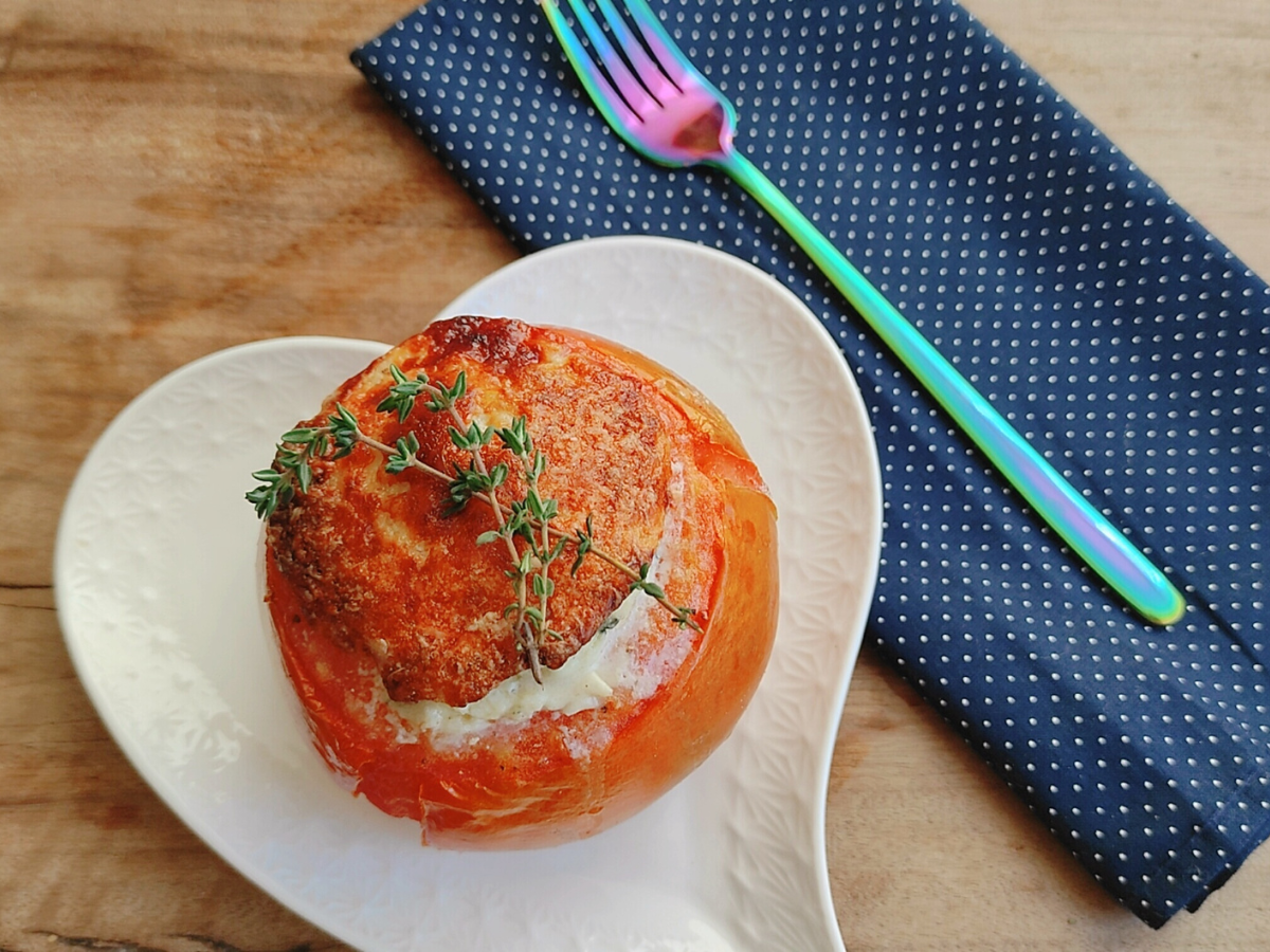 Tomates recheados com creme de queijo