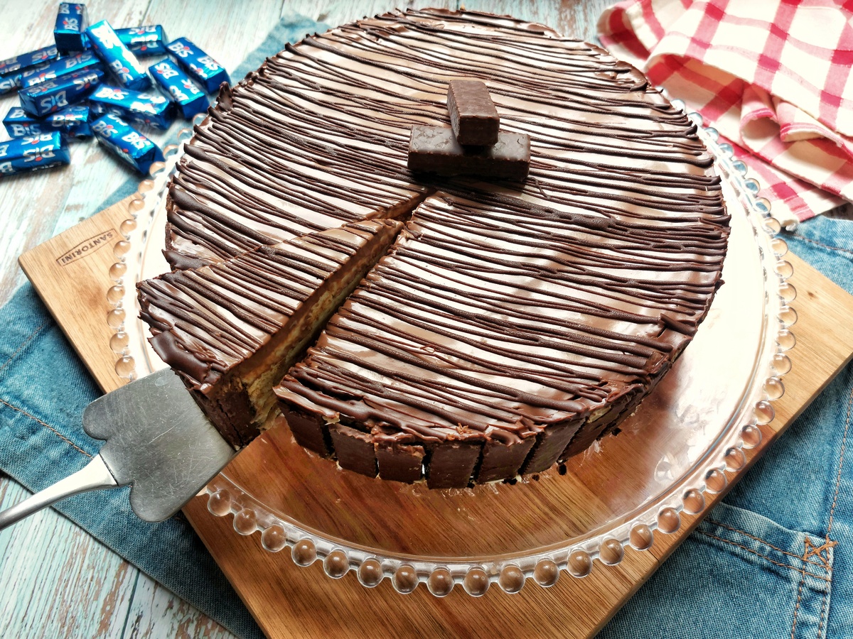 Torta de bolacha com nata