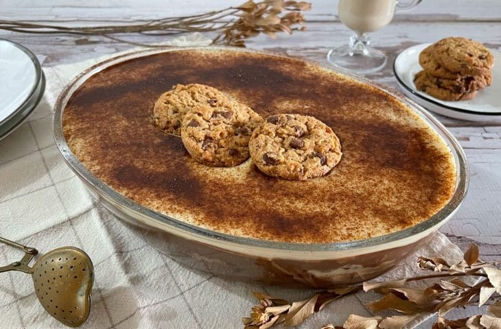 Torta de brigadeiro e cookies