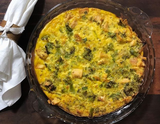 Torta de brócolis com frango