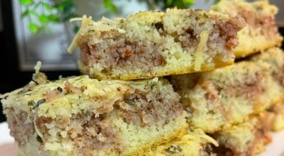 Torta de calabresa com queijo