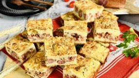 Torta de calabresa de liquidificador