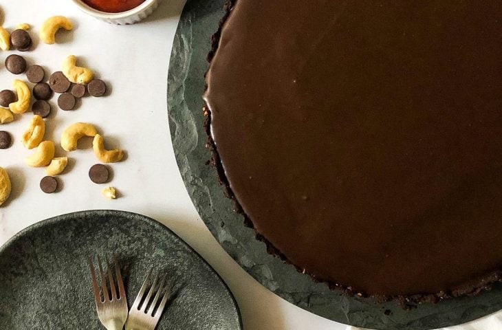 Torta de chocolate com goiabada