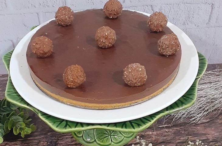 Torta de creme de avelã