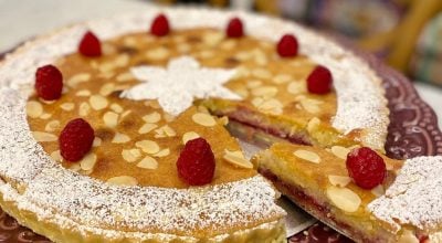 Torta de framboesa com creme de amêndoas