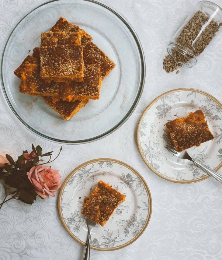 Torta de frango com farinha de grão-de-bico