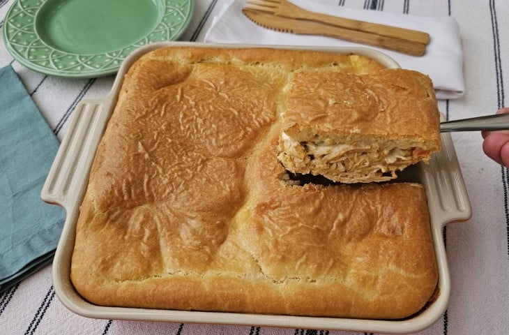 Torta de frango com requeijão